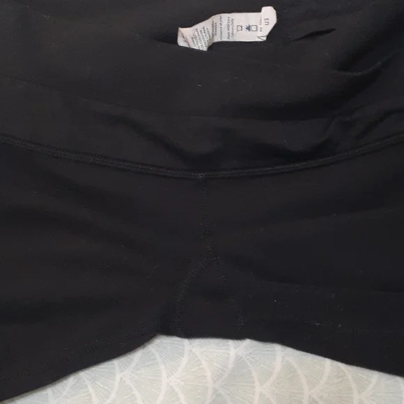 Lululemon Yoga Pants Size 6 - Picture 6 of 9